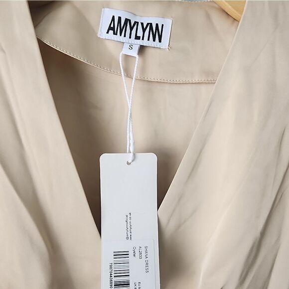 AMYLYNN wrap ruffled midi dress minimalist quiteluxe color cream small size - Picture 7 of 13